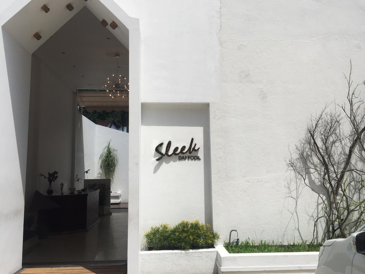 Sleek Hotel Kegalle Esterno foto