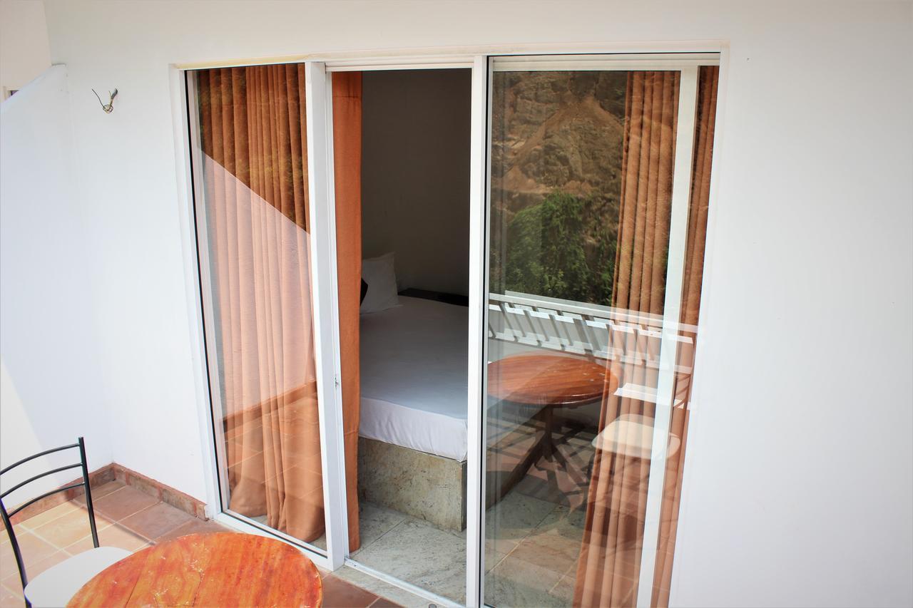 Sleek Hotel Kegalle Esterno foto