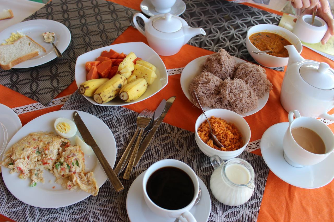 Sleek Hotel Kegalle Esterno foto